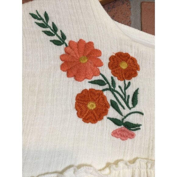 Hundred Pieces Women's Embroidered Floral Pleated Top Short Sleeve Beige Size XS - Picture 3 of 10